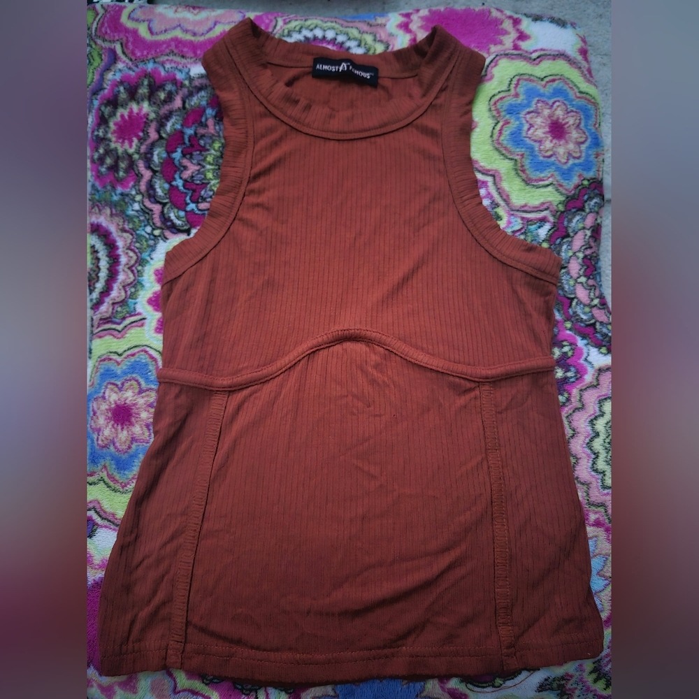 Almost Famous XS Womens Rust Ribbed Underbust Tank Top Worn Once